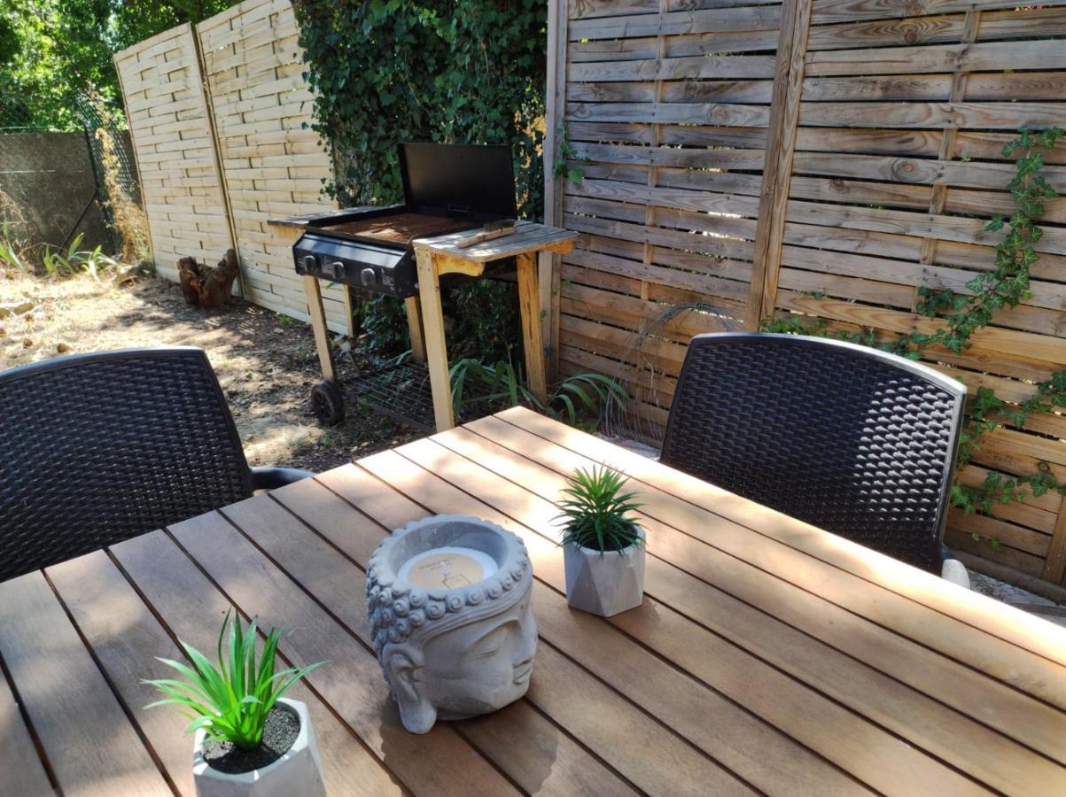Maisonnette En Residence Avec Piscine Et Tennis Saint-Vallier-de-Thiey Eksteriør billede