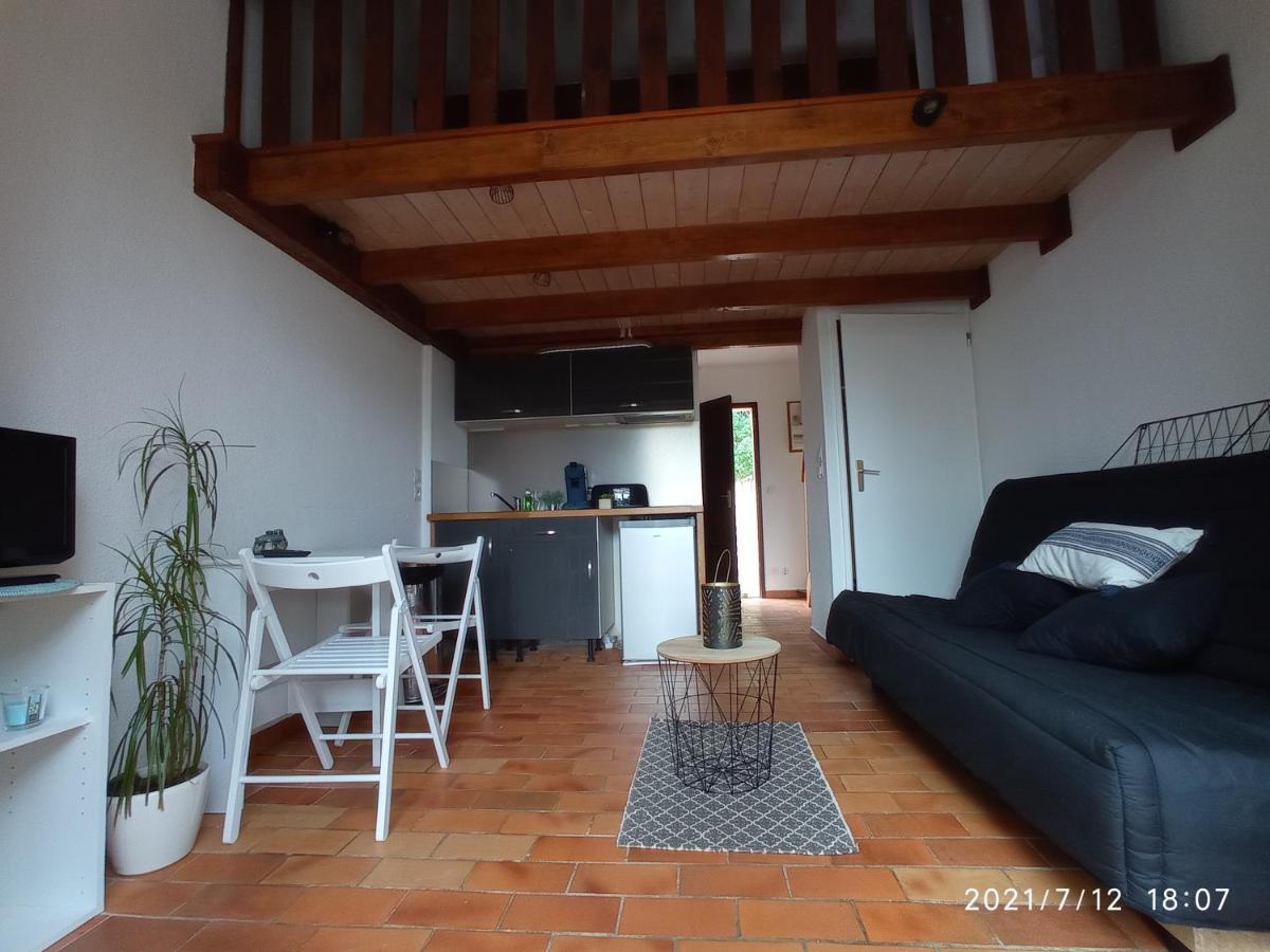 Maisonnette En Residence Avec Piscine Et Tennis Saint-Vallier-de-Thiey Eksteriør billede